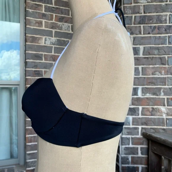 Victoria’s Secret Swim Bikini The Getaway Halter Colorblock Top - 32C - Picture 4 of 9